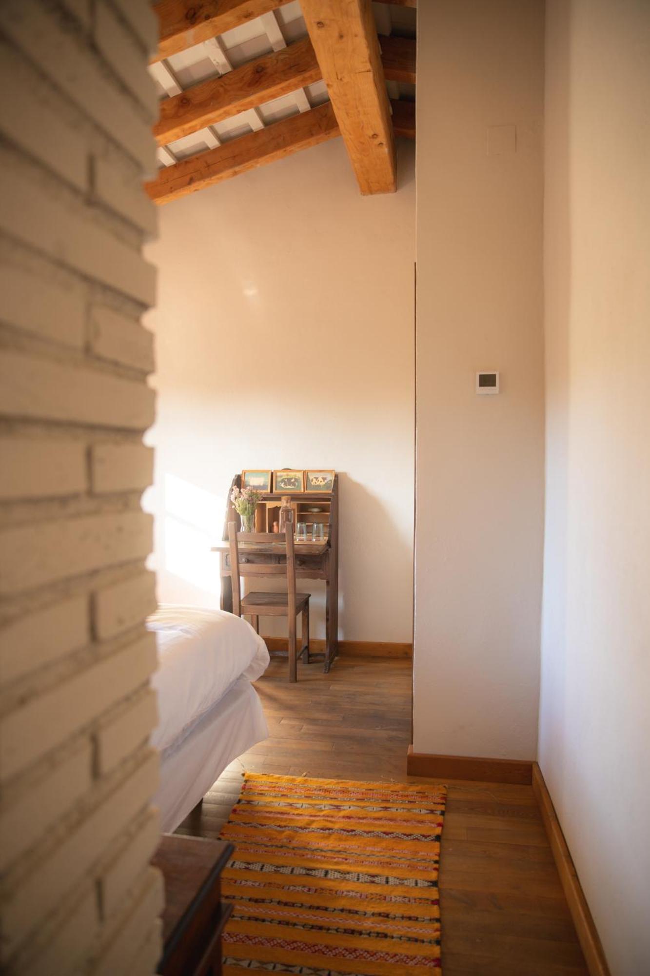 Mas De L'Arlequi Guest House Rojals Room photo
